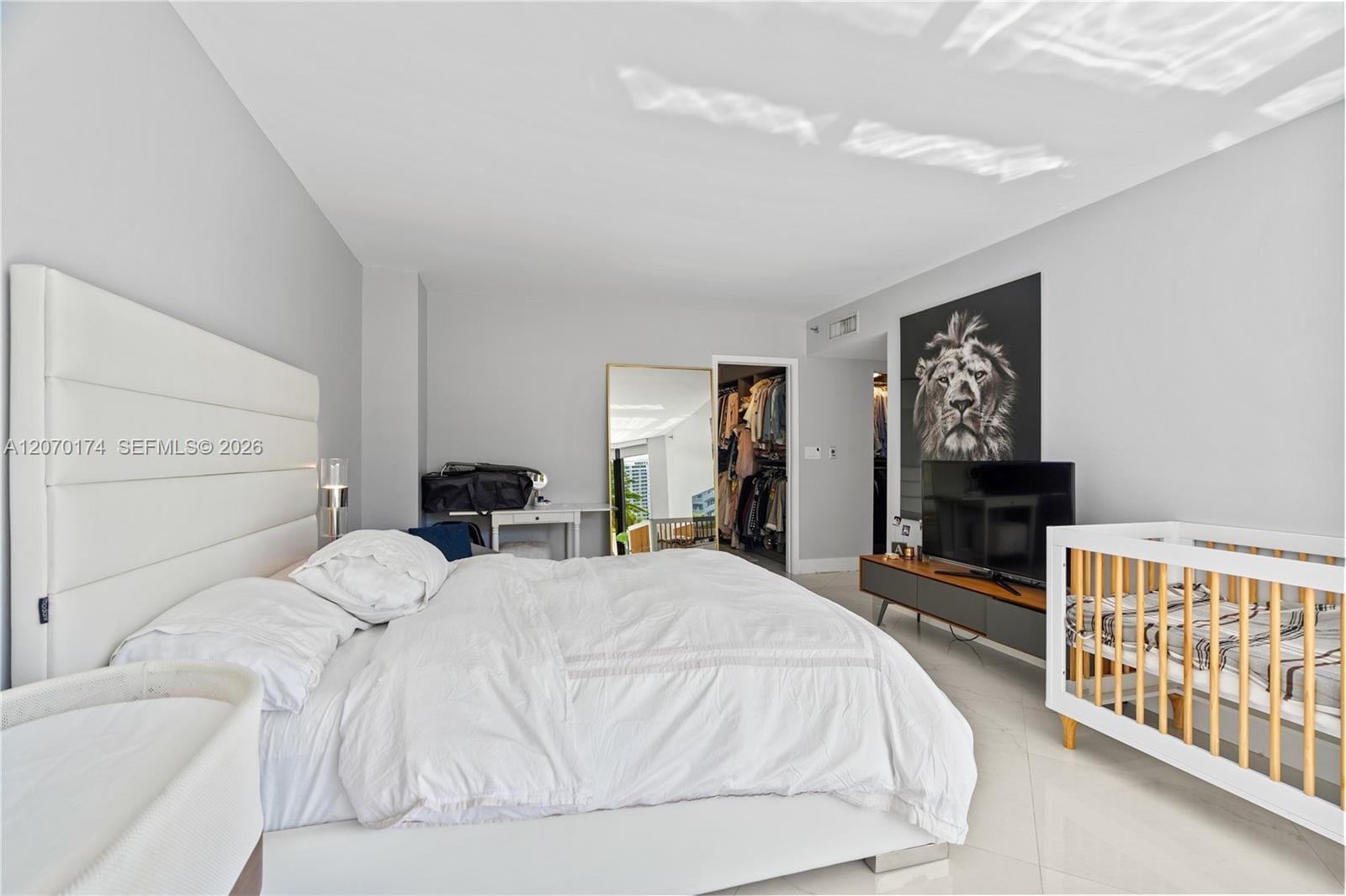 1000 W Island Boulevard 202, Aventura, FL 33160 photo 28