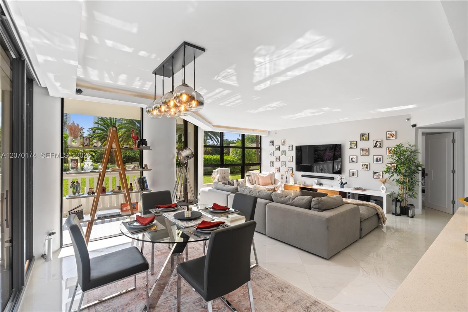 1000 W Island Boulevard 202, Aventura, FL 33160 photo 5