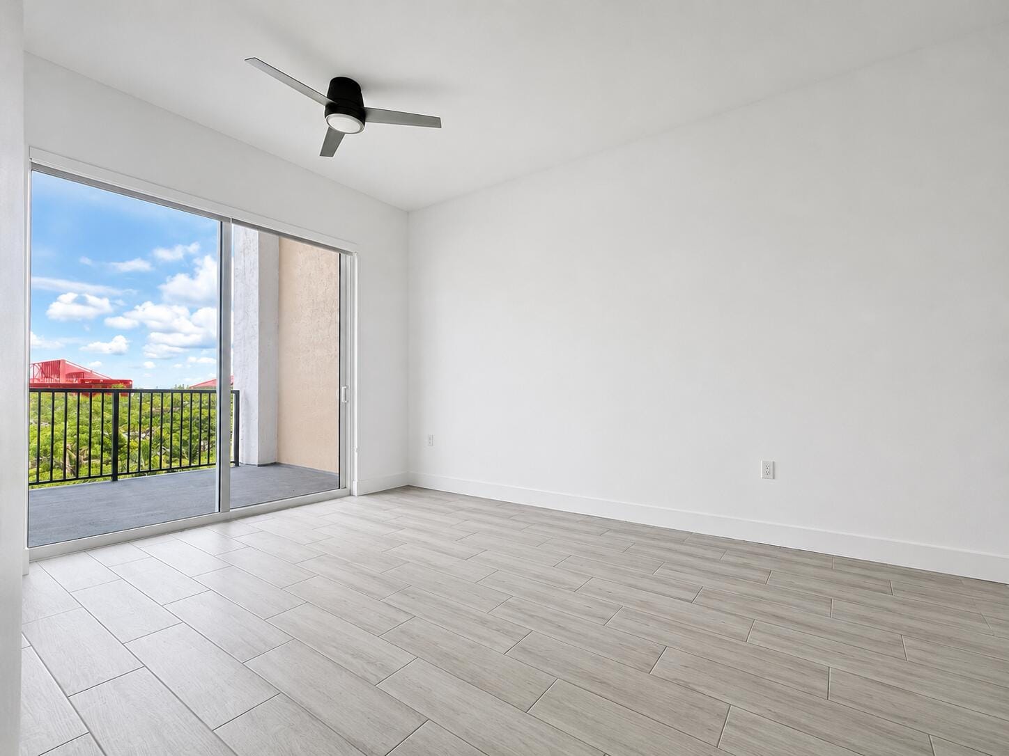 601 E Dania Beach Boulevard 1008 — photo 3