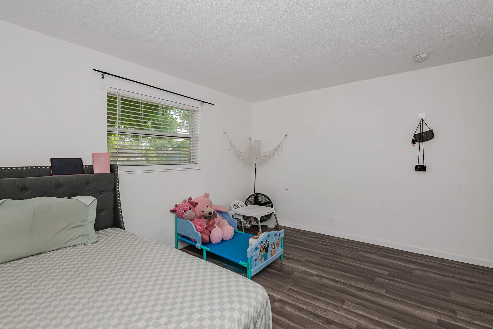 3611 NW 40TH Court, Lauderdale Lakes, FL 33309 photo 14