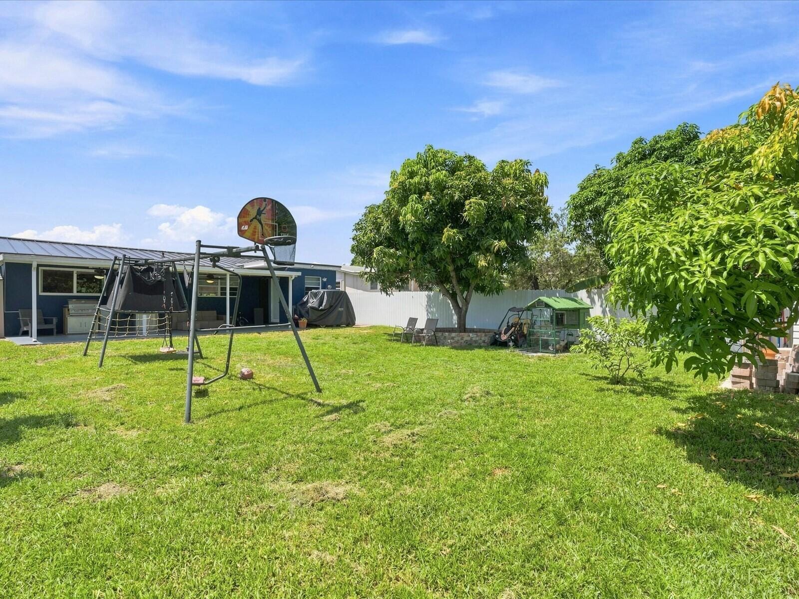 363 E 62ND Street, Hialeah, FL 33013 photo 15