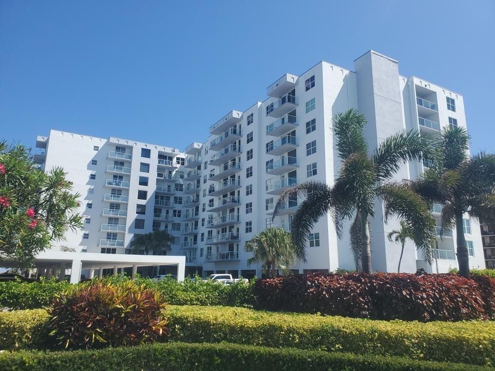 3450 S Ocean Boulevard 807, Palm Beach, FL 33480