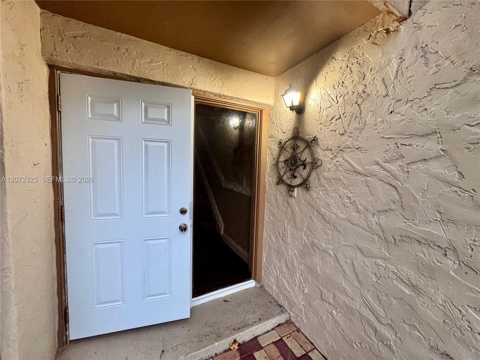 32 Wimbledon Lake Drive 221, Plantation, FL 33324