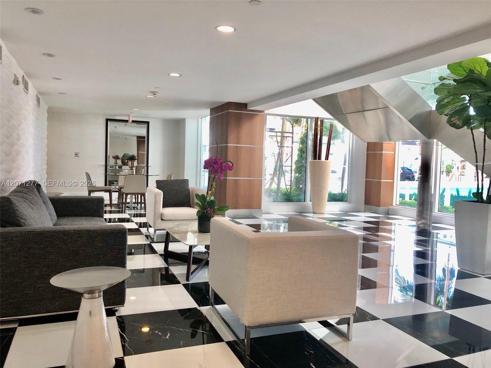 1800 N Bayshore Drive 814 — photo 3