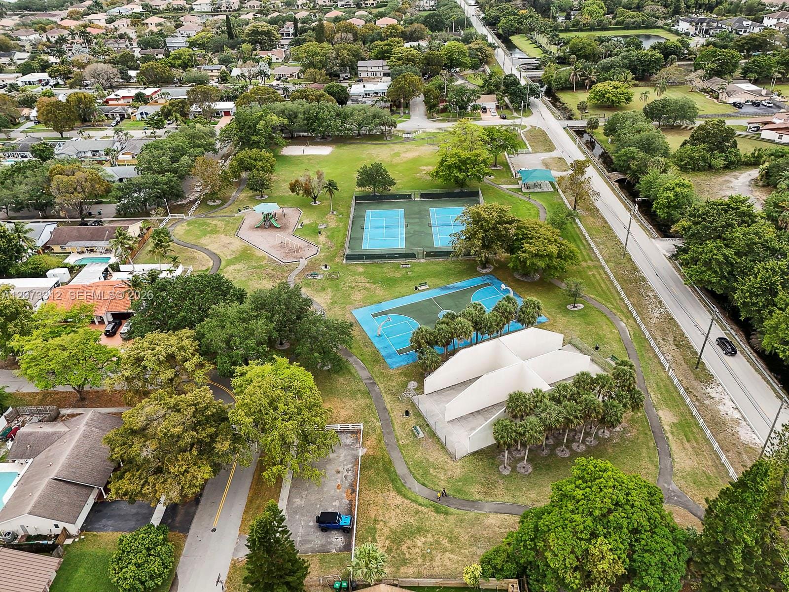 5009 SW 104th Avenue — photo 4
