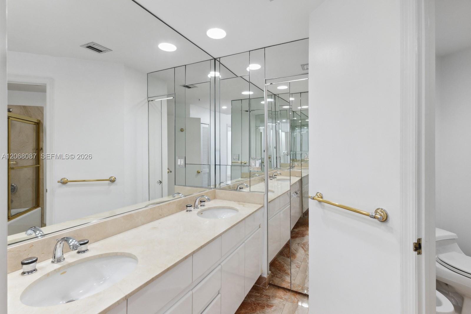 888 Brickell Key Drive 1600, Miami, FL 33131 photo 12