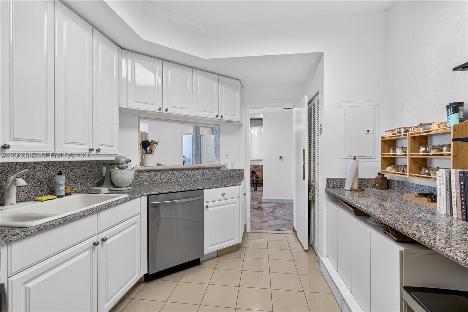 888 Brickell Key Drive 1600, Miami, FL 33131 photo 19