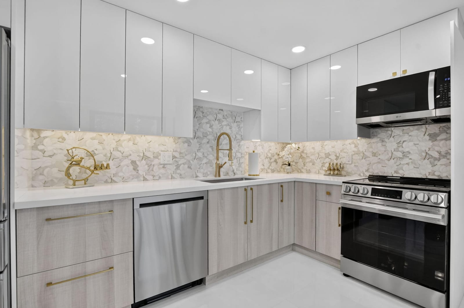7847 Lakeside Boulevard 1021, Boca Raton, FL 33434