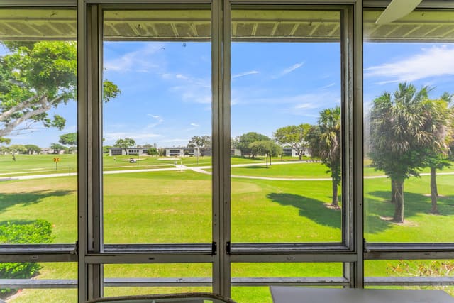 572 Flanders L 572, Delray Beach, FL 33484