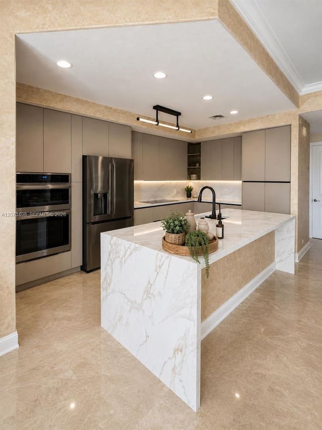3225 NE 207th Terrace, Aventura, FL 33180
