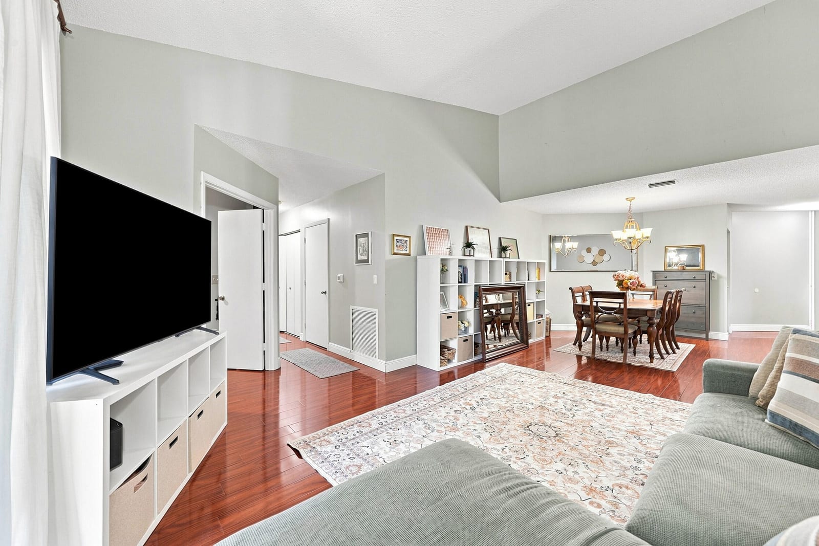 4111 CORAL TREE Circle 321, Coconut Creek, FL 33073 photo 9