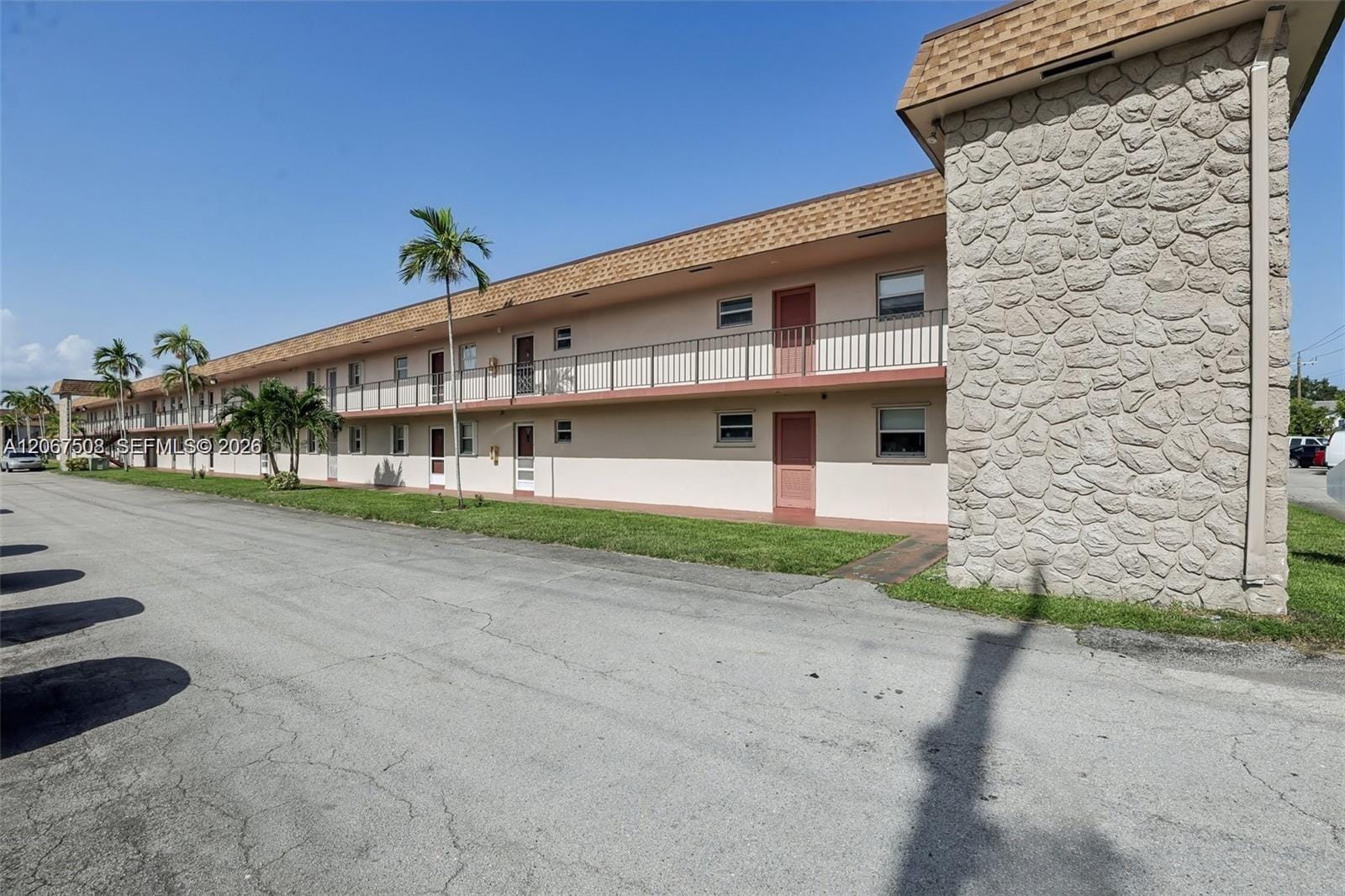 200 Bonnie Boulevard 139, Palm Springs, FL 33461