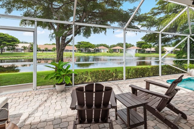 5554 GRANDE PALM Circle, sold in Tropical Lakes Ph 2, Delray Beach, FL