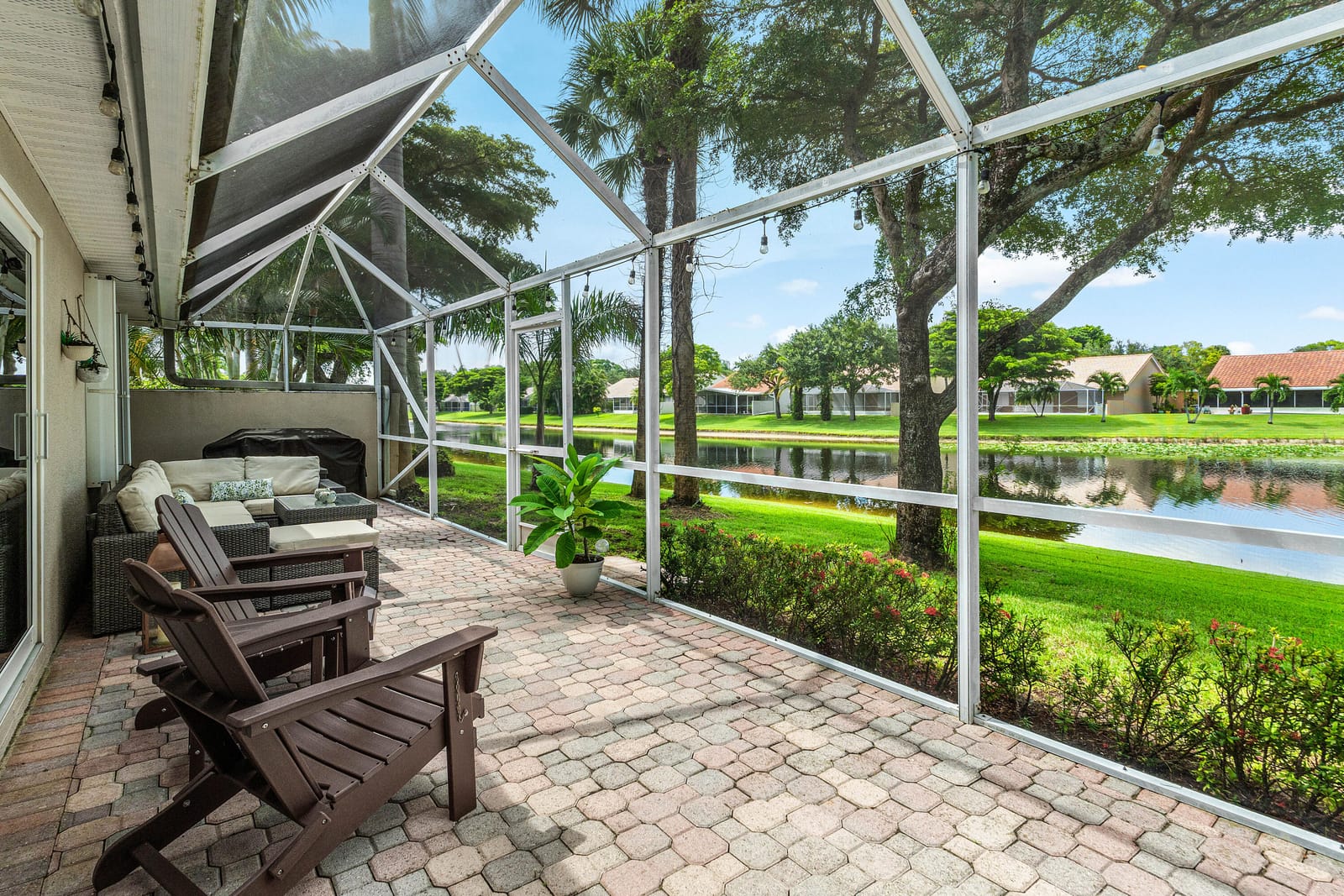 5554 GRANDE PALM Circle, Delray Beach, FL 33484 photo 2