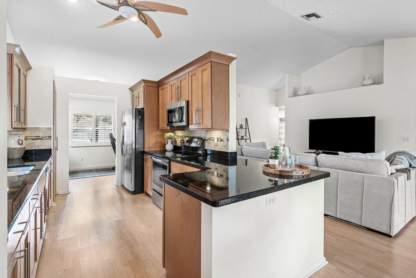 5554 GRANDE PALM Circle, Delray Beach, FL 33484 photo 7