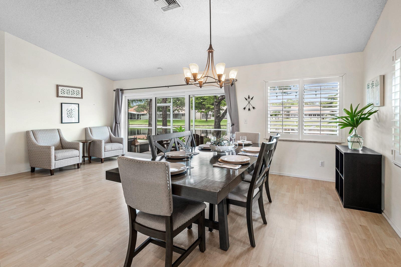 5554 GRANDE PALM Circle, Delray Beach, FL 33484 photo 9