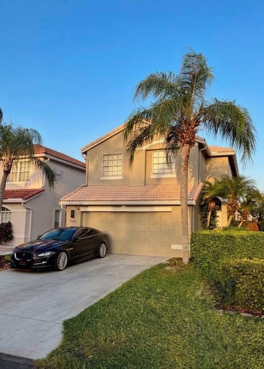 7144 CRAW KEY Way, Lake Worth, FL 33467 photo 2