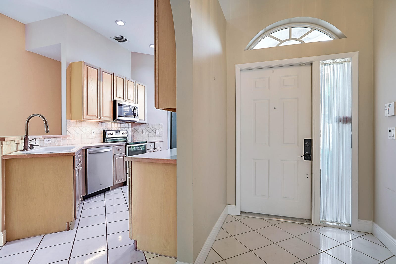 23444 Alzira Circle — photo 5