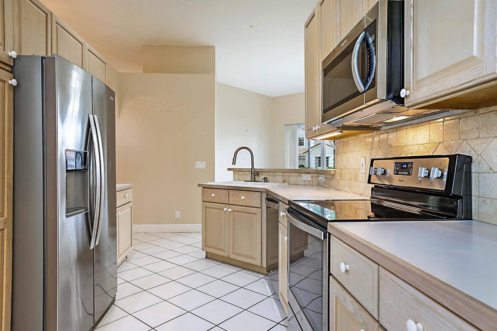 23444 Alzira Circle — photo 10