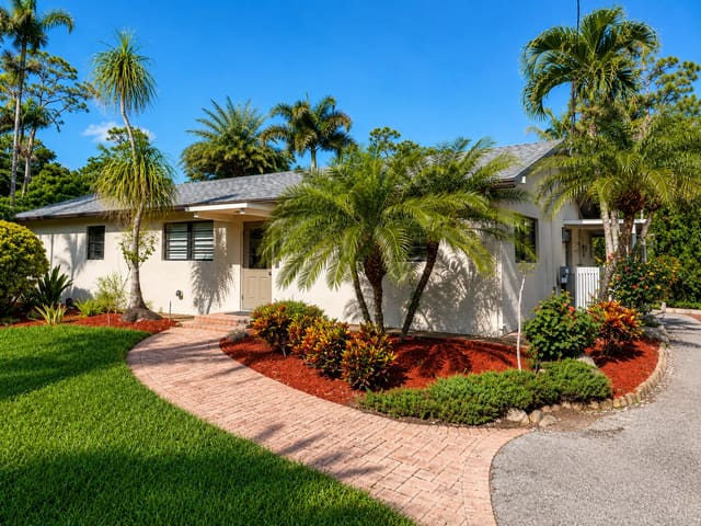 2659 W G Road W, Loxahatchee Groves, FL 33470