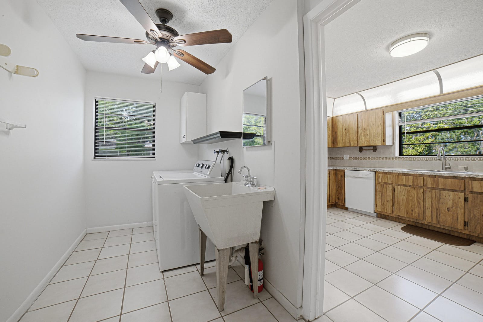 4340 SW 74th Avenue, Davie, FL 33314 photo 27