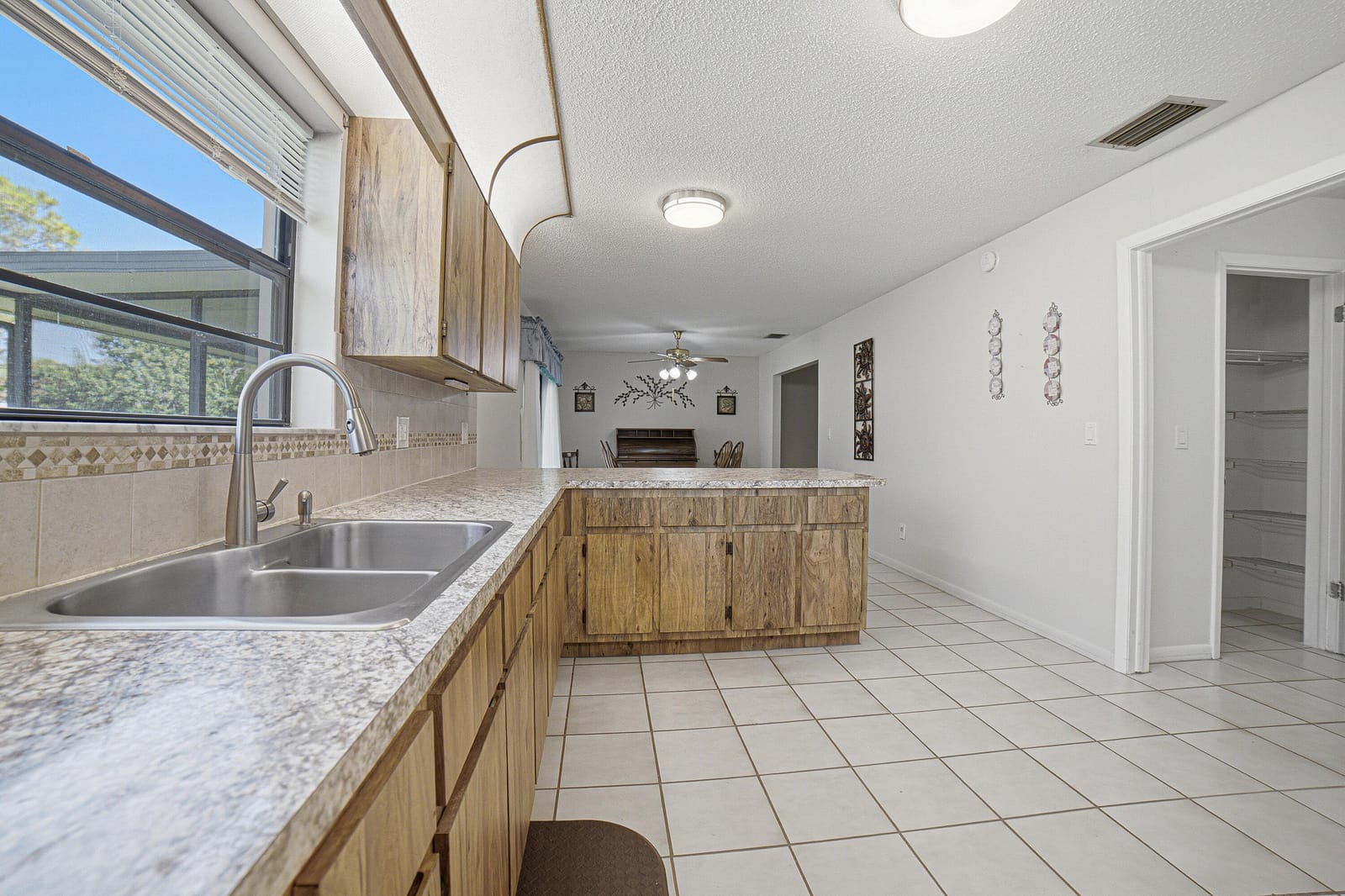 4340 SW 74th Avenue, Davie, FL 33314 photo 10