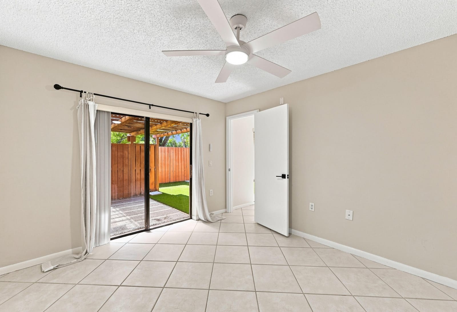 9139 SW 23RD Street C, Davie, FL 33324 photo 13