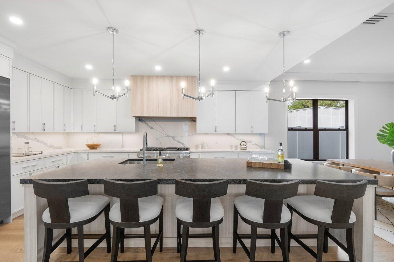 735 SE 4th Avenue — photo 12