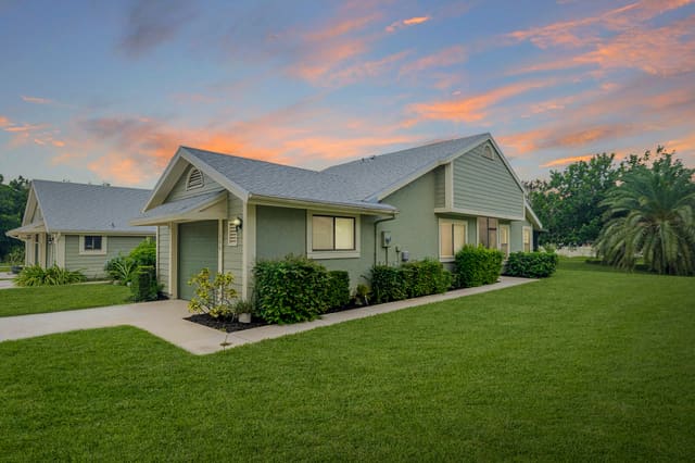 1566 SE Dewberry Court, Port St. Lucie, FL 34952
