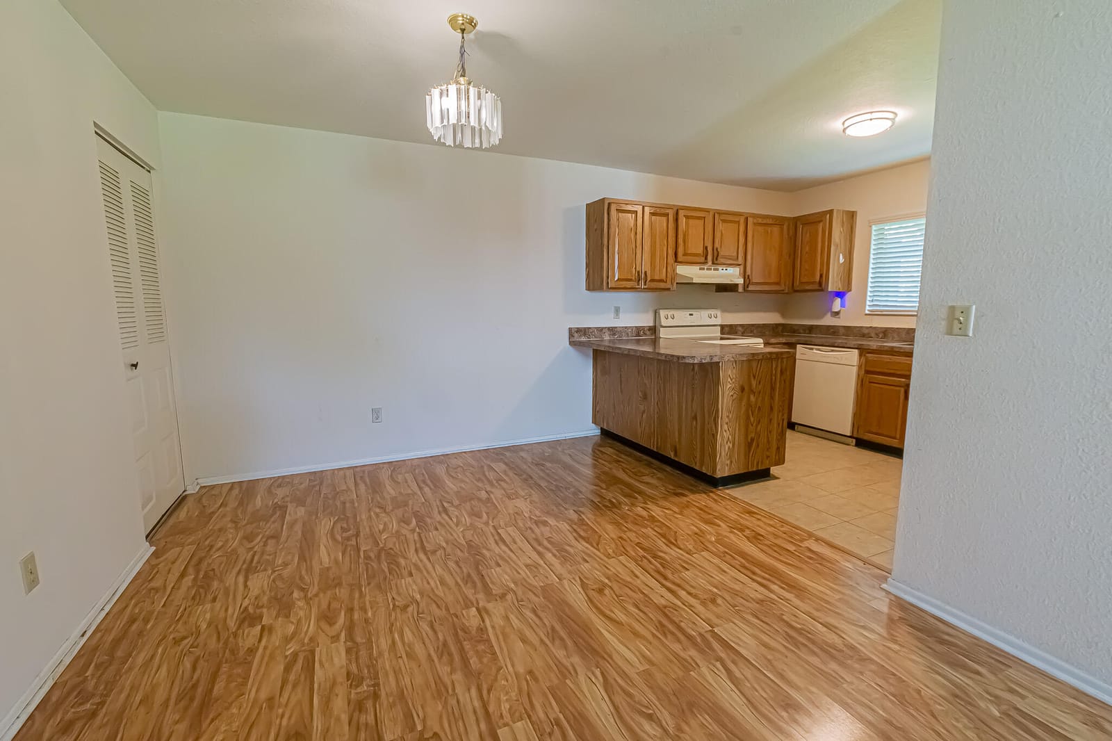 1566 SE Dewberry Court, Port St. Lucie, FL 34952 photo 8
