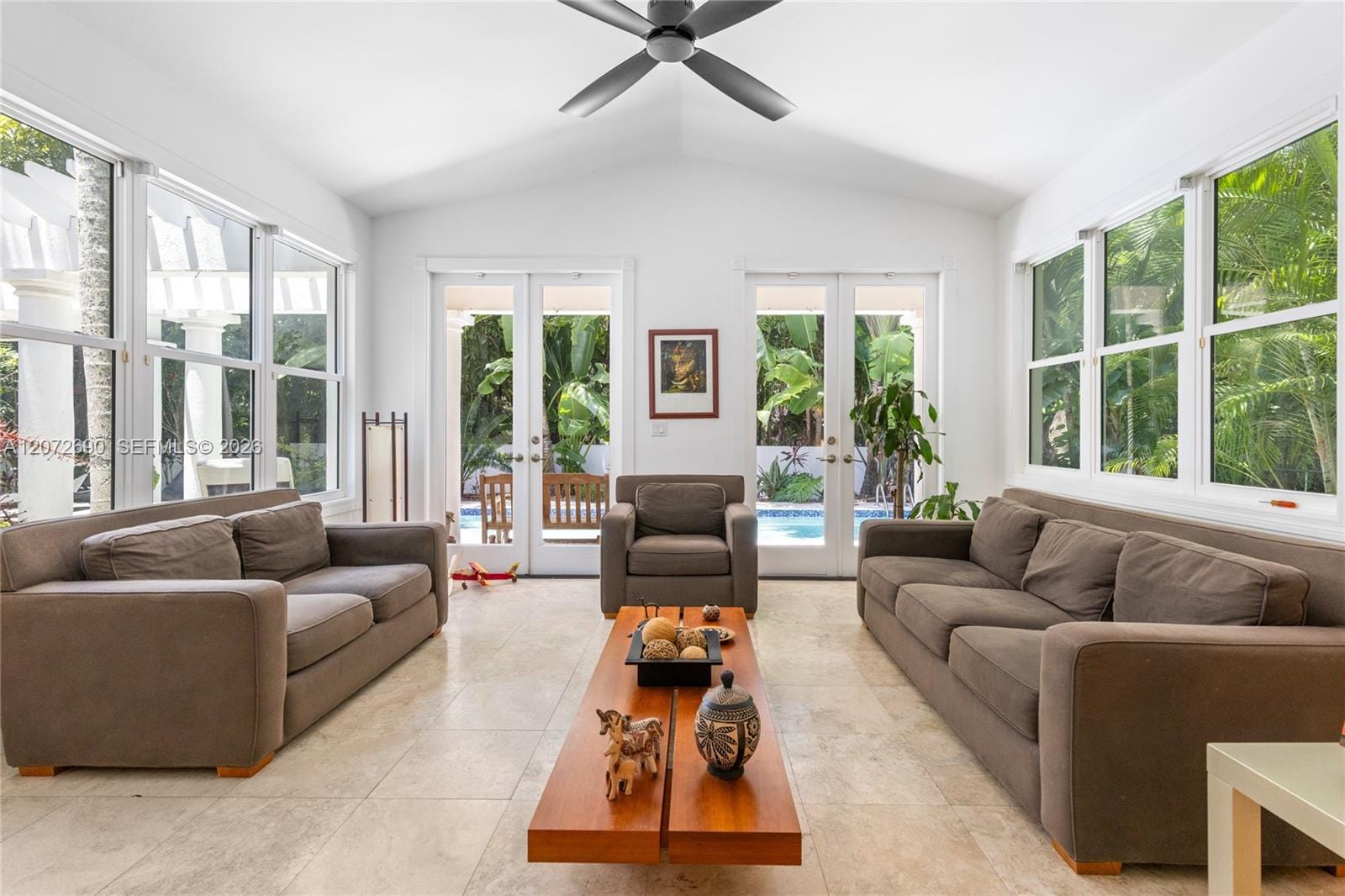 11050 Girasol Avenue — photo 3