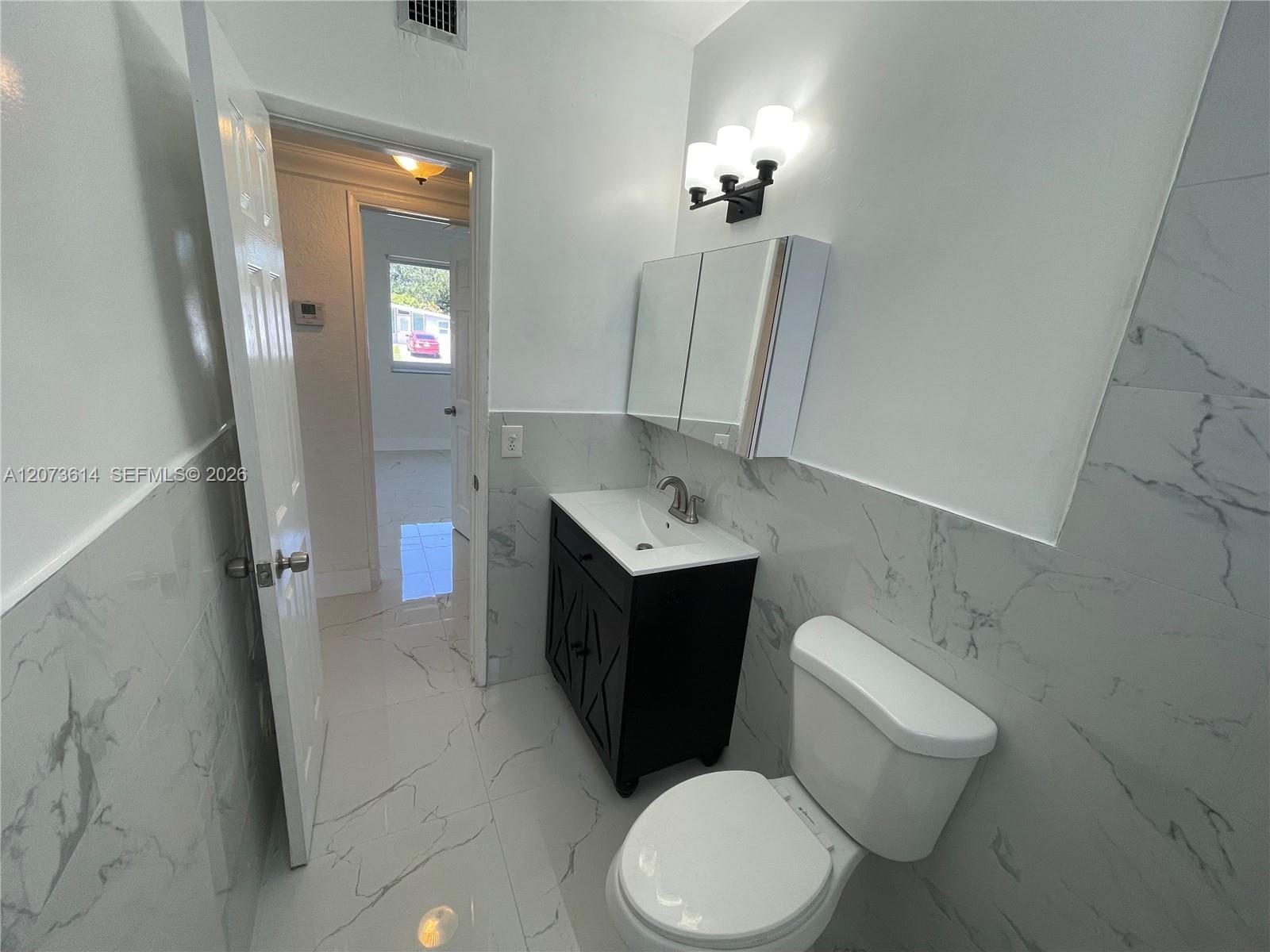 3731 SW 32nd Avenue — photo 8