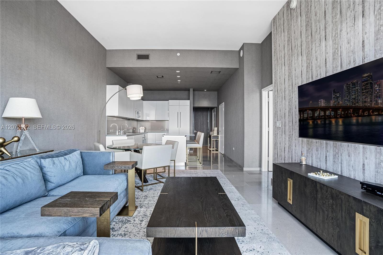 88 SW 7th Street 4006 — photo 3