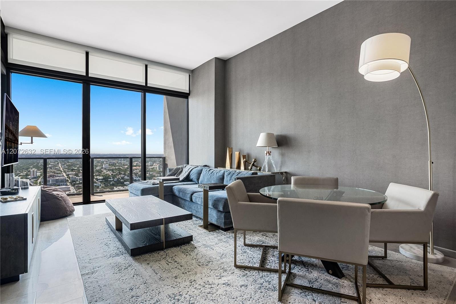 88 SW 7th Street 4006, Miami, FL 33130