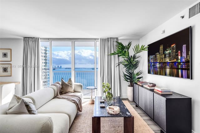 1200 Brickell Bay Drive 2501, The Club At Brickell Bay, Miami, FL