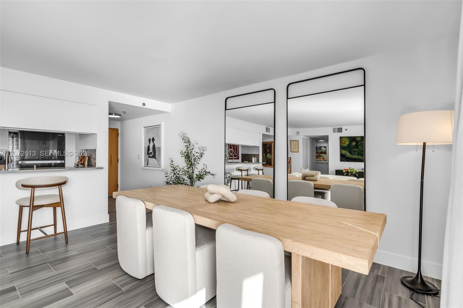 1200 Brickell Bay Drive 2501 — photo 2