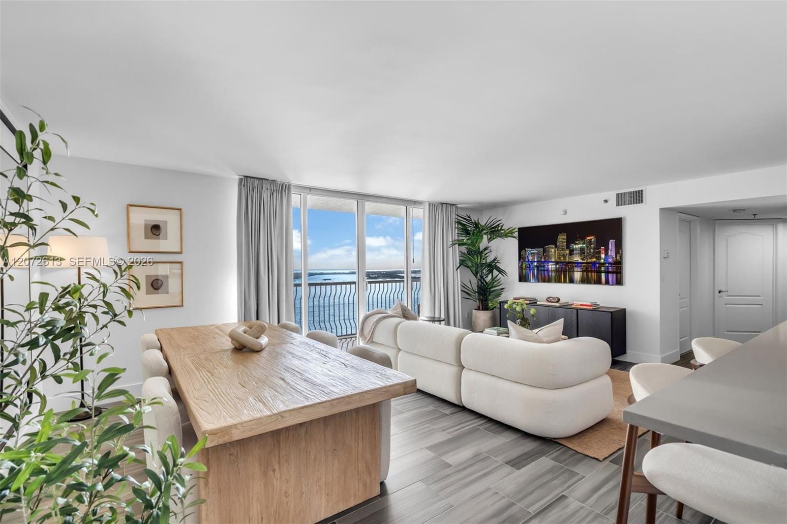 1200 Brickell Bay Drive 2501 — photo 11