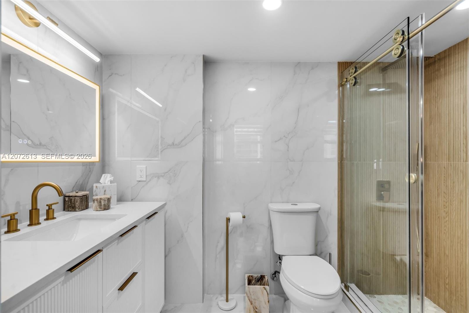 1200 Brickell Bay Drive 2501, Miami, FL 33131 photo 14