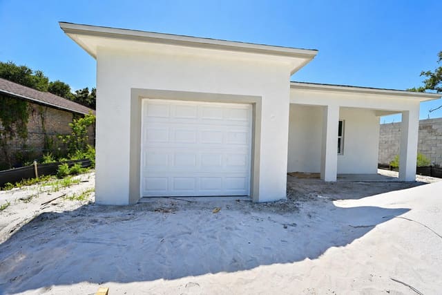 2007 N 48TH N Street, Fort Pierce, FL 34947