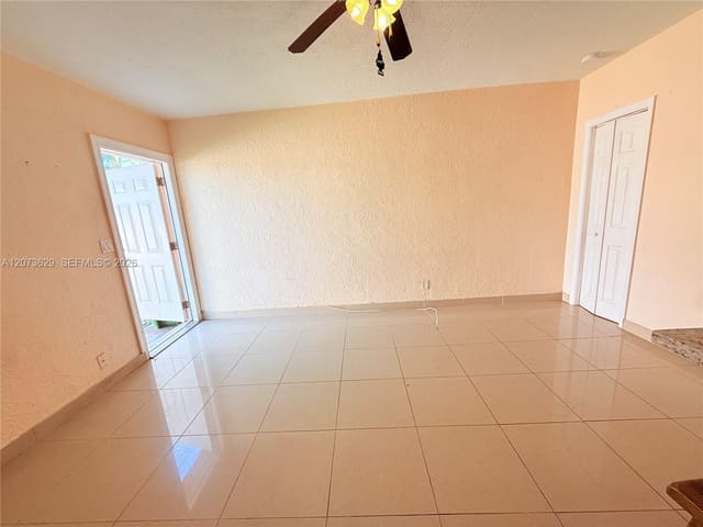 326 NE 6th Street 3, Hallandale Beach, FL 33009