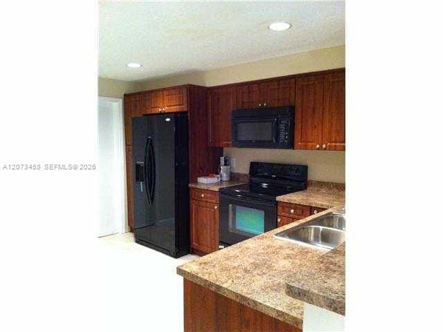 1621 Barcelona Way 6-32, Weston, FL 33327