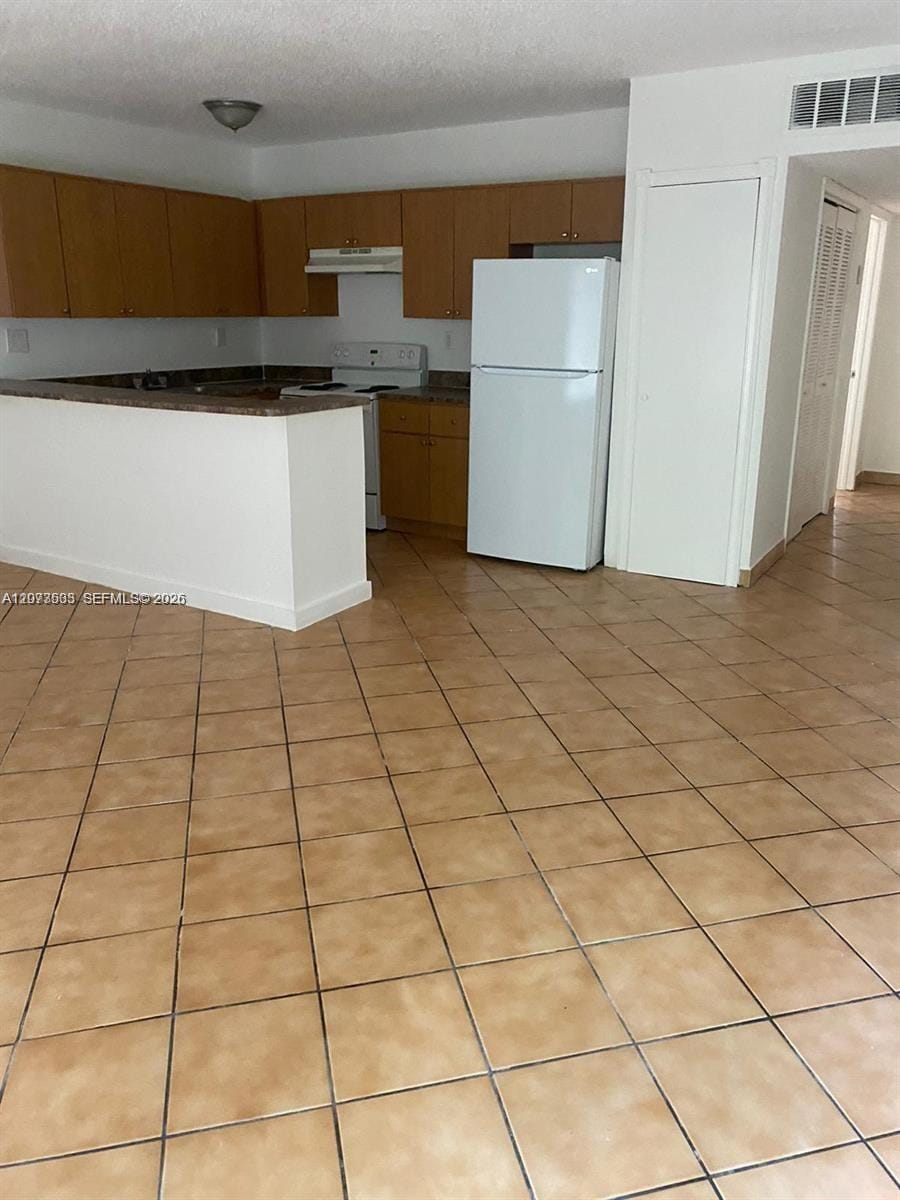 12120 NE 6th Avenue 9 — photo 2