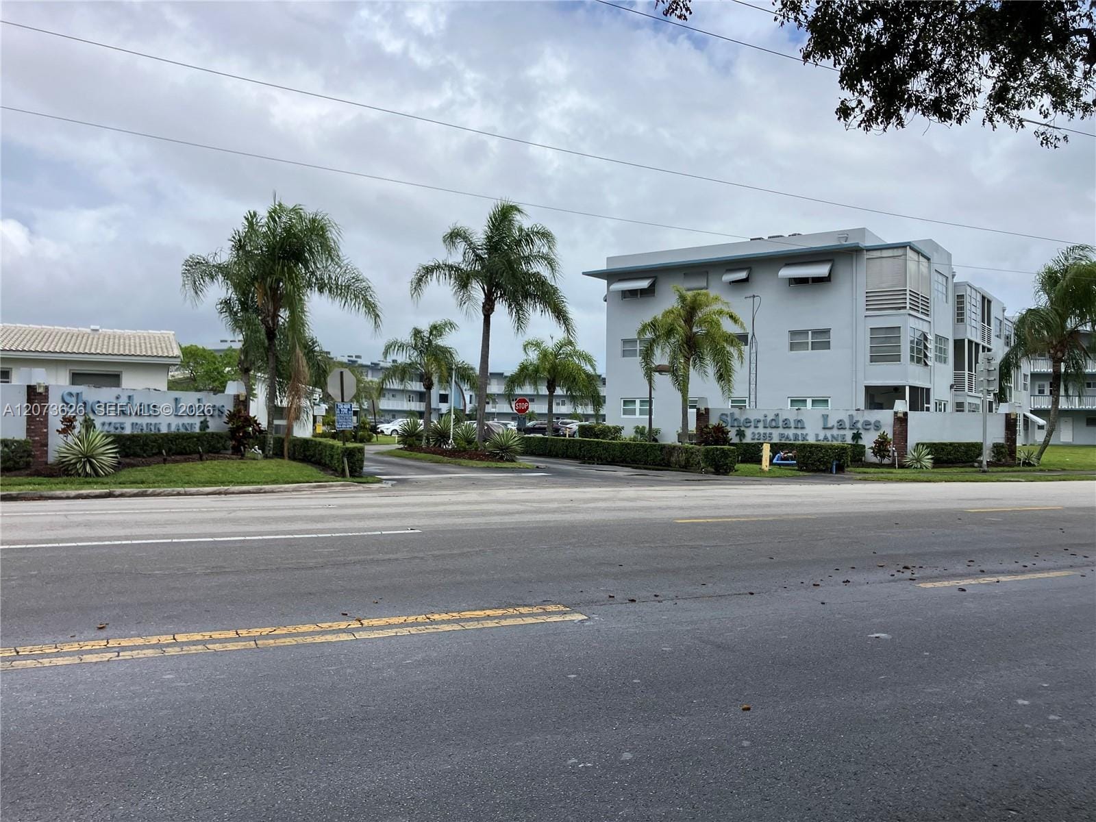 2300 Park Lane 203, Hollywood, FL 33021 photo 2