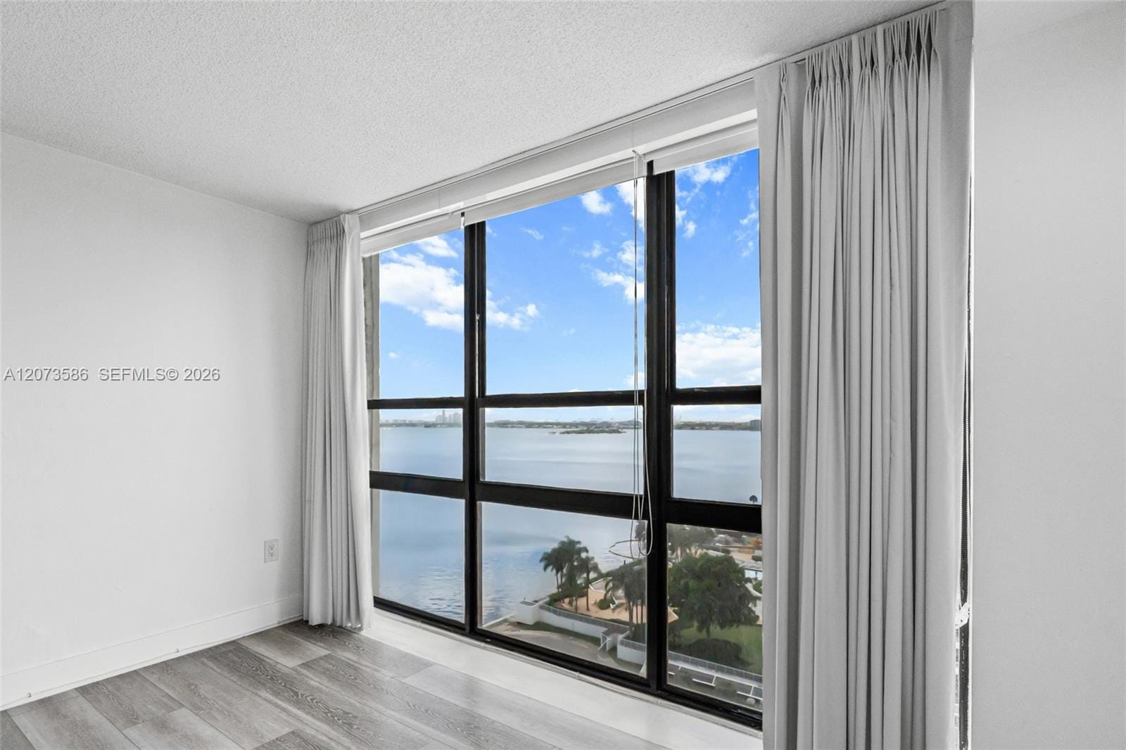 600 NE 36th Street 1404, Miami, FL 33137 photo 14