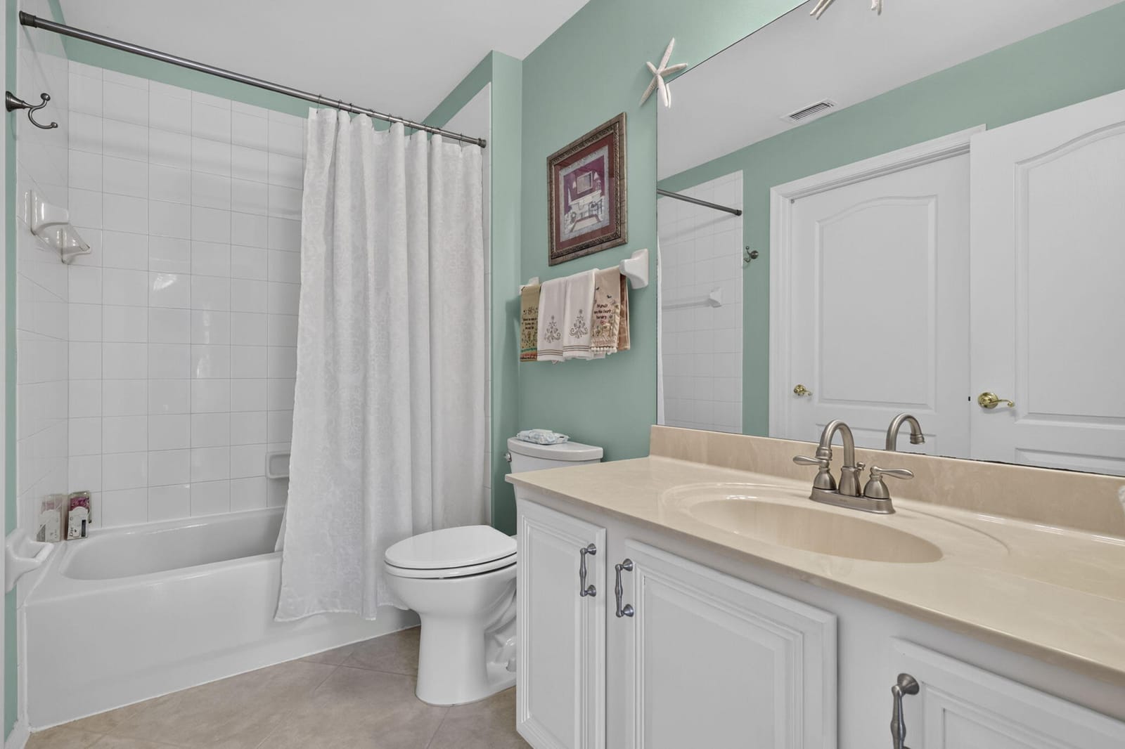 2100 Stonington Terrace — photo 7