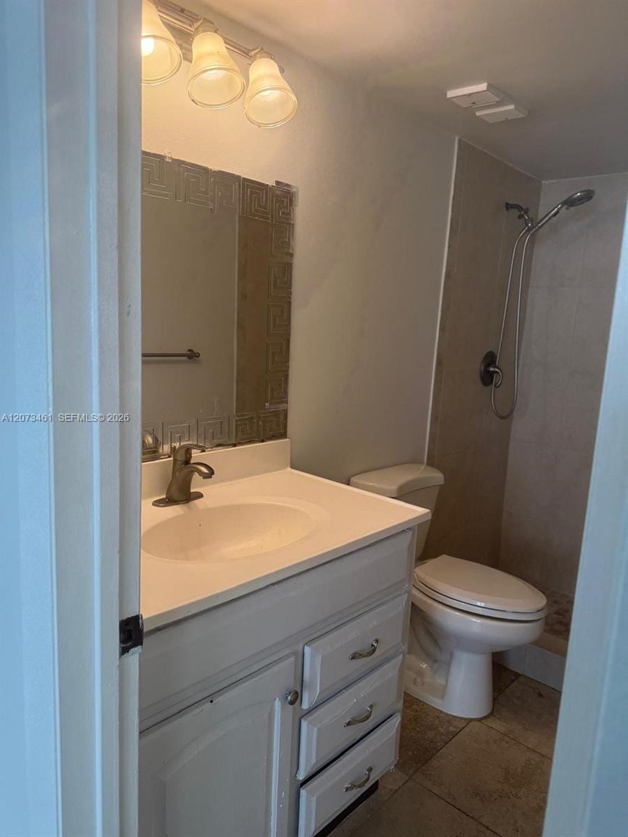 109 Lake Emerald Drive 102 — photo 8