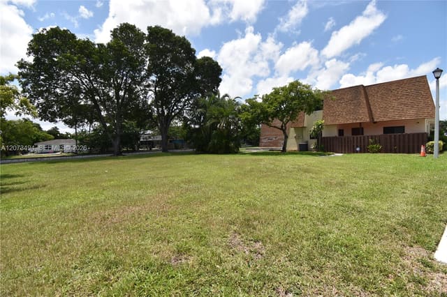 134 San Remo Boulevard, North Lauderdale, FL 33068