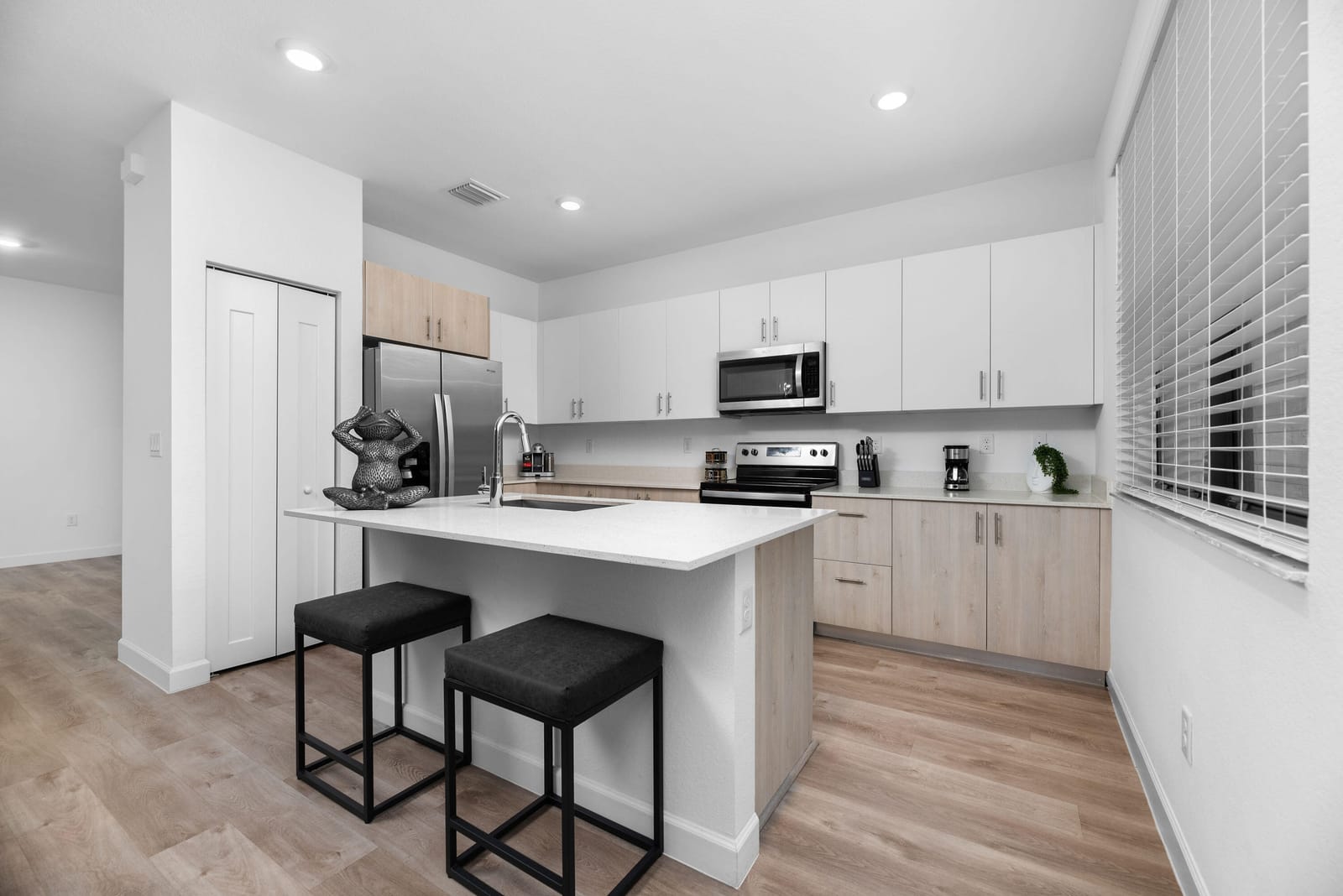 4093 SUNSET Way 4093 — photo 6