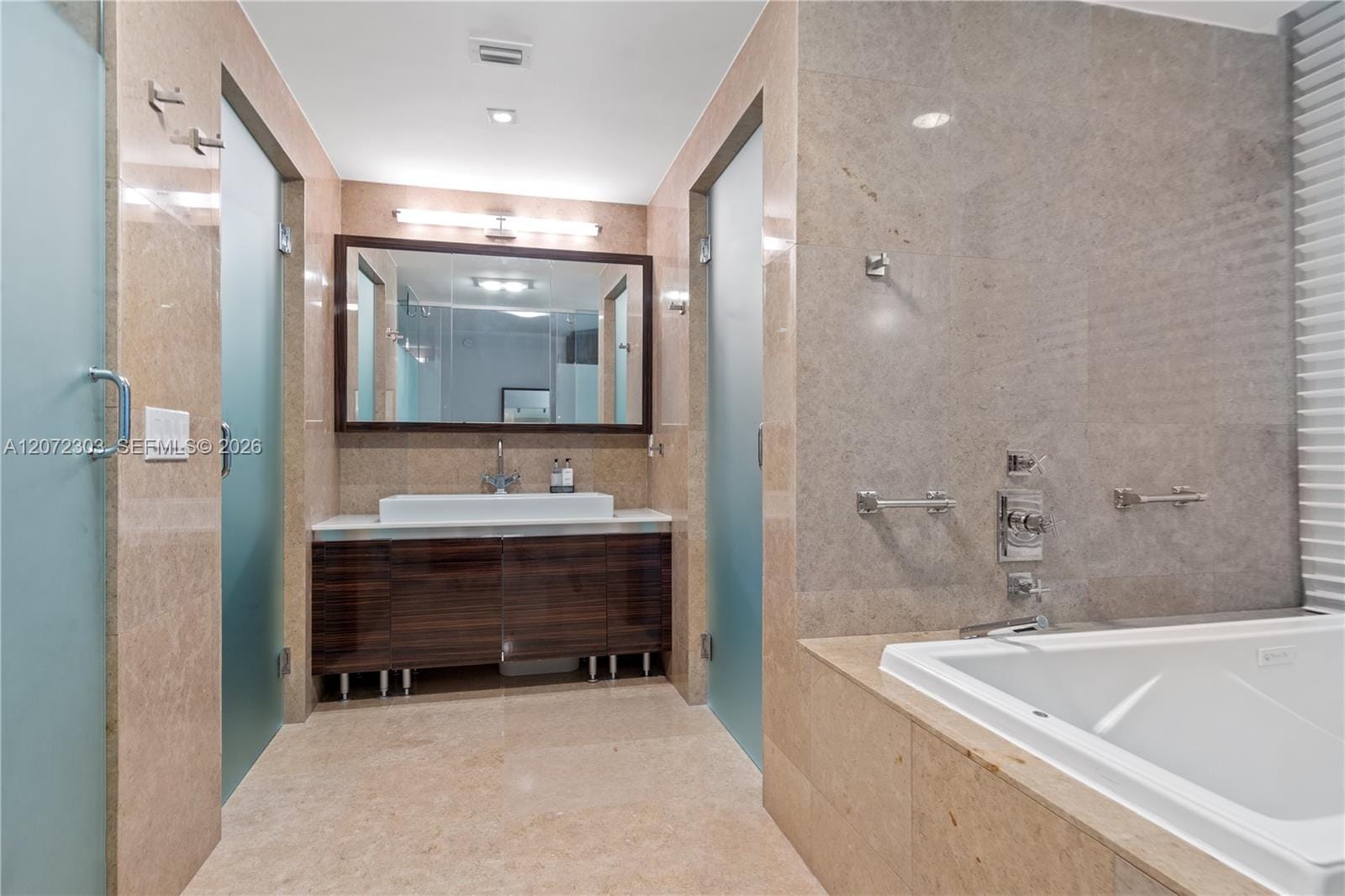 3737 Collins Avenue S-701, Miami Beach, FL 33140 photo 18