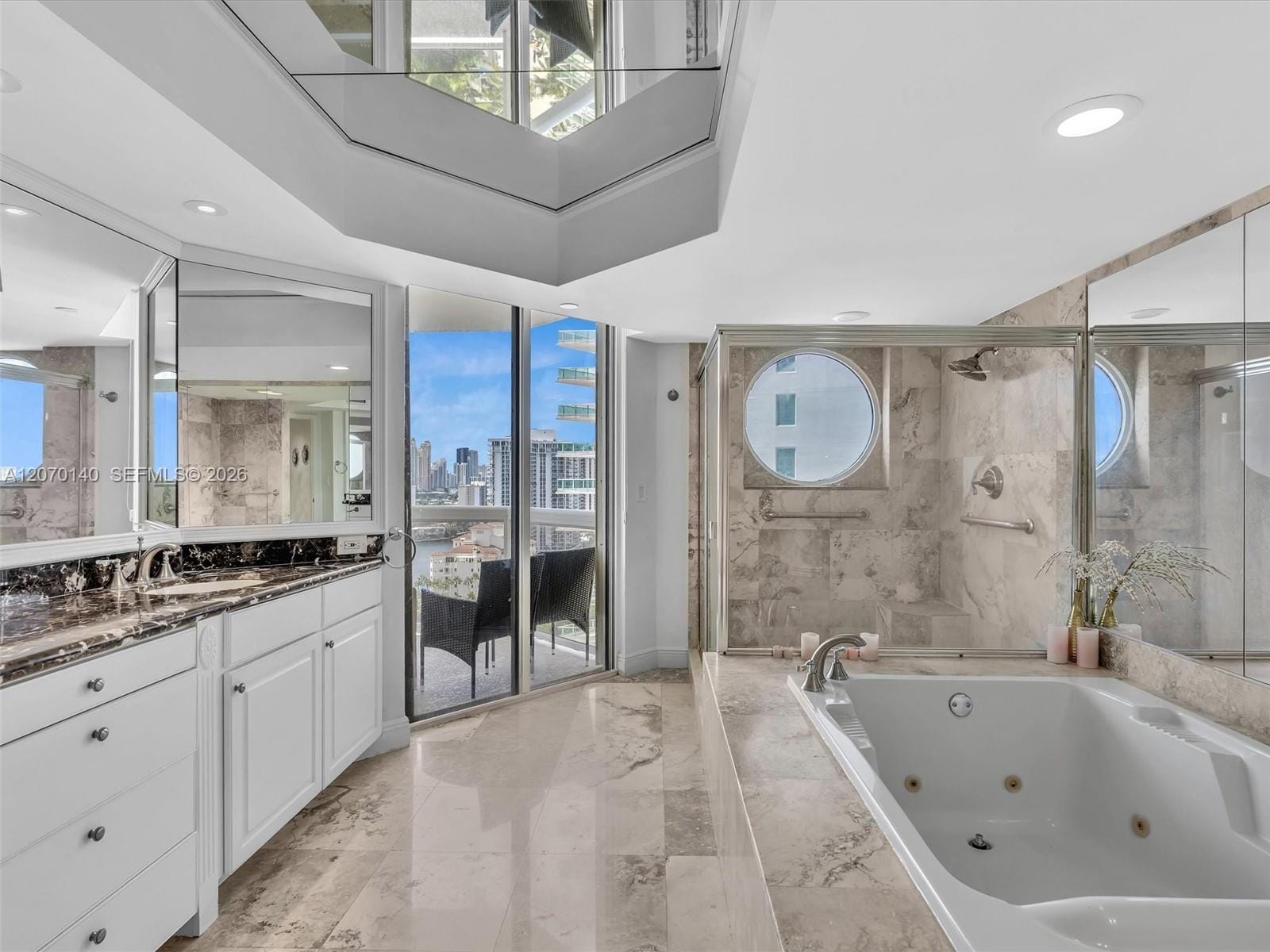 20185 E Country Club Drive 2101 — photo 12